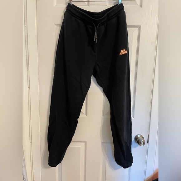 ATELIER NEW REGIME SWEAT PANTS - Picture 2 of 8